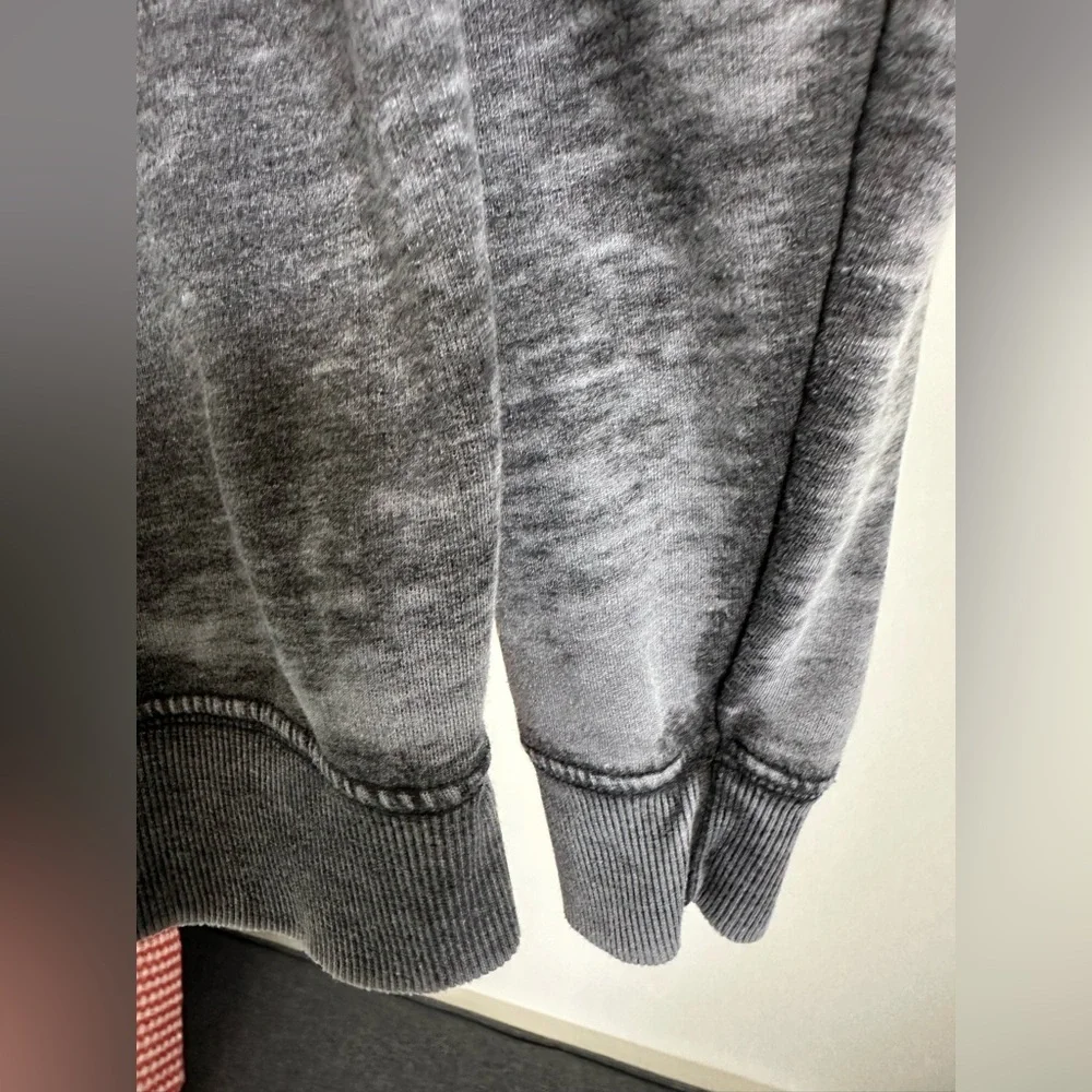 Recycled Karma Grey Burnout Sonny and Cher crewneck Sweatshirt Size Small - Picture 11 of 12